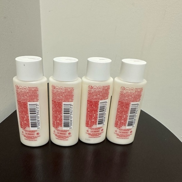NEW 4x50ml TRAVEL SIZE CLARINS VELVET CLEANSING MILK BUNDLE - Picture 2 of 6